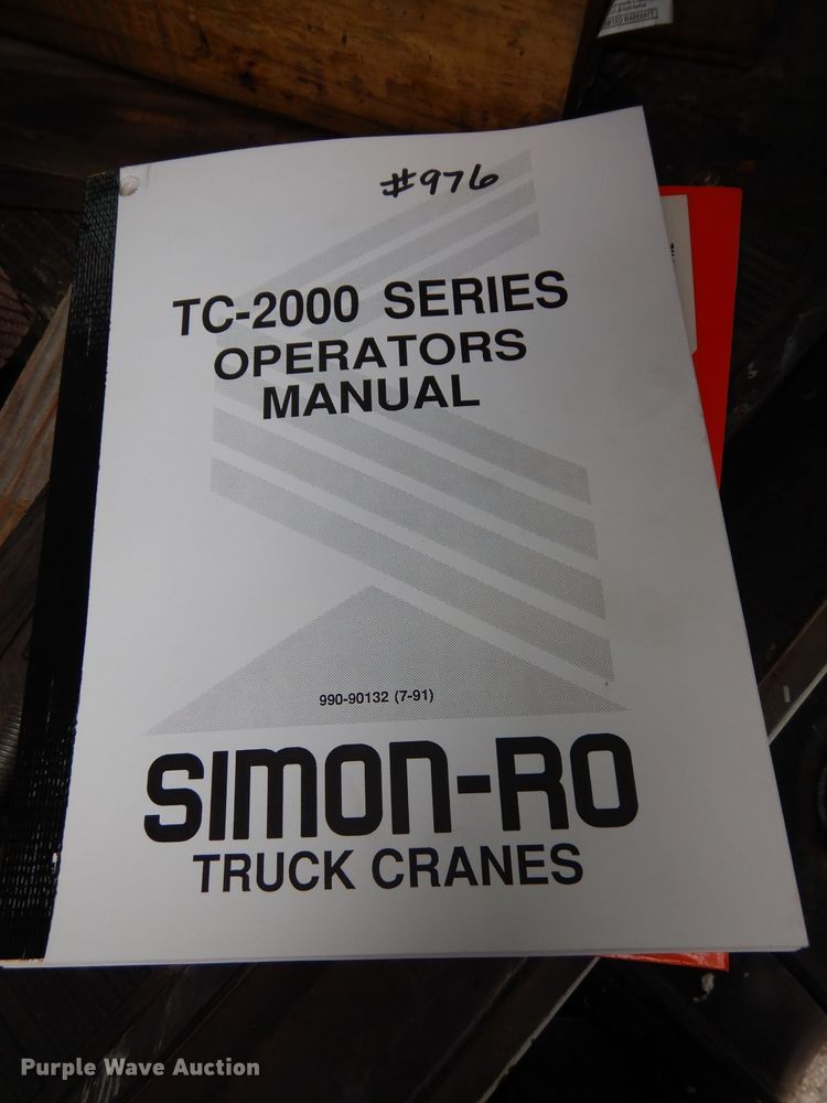 image for item DE4119 1995 International 4900 crane truck