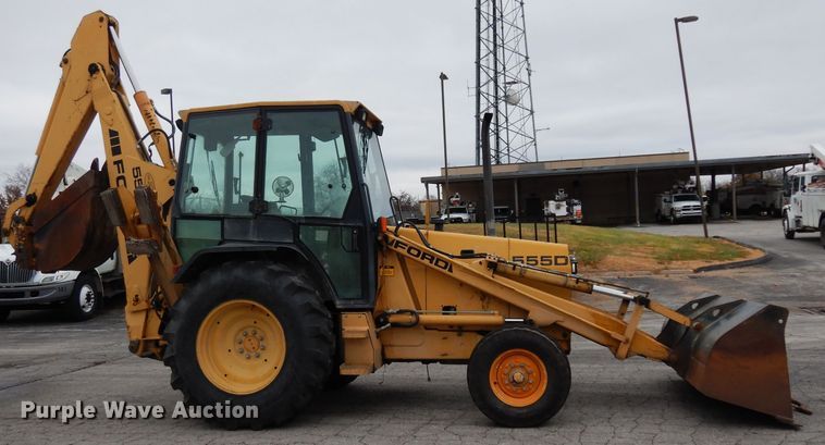image for item DE4121 Ford 555D backhoe