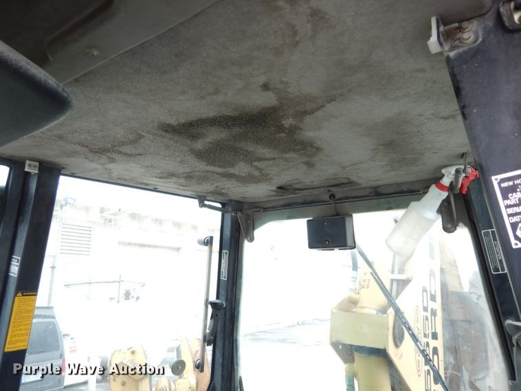 image for item DE4121 Ford 555D backhoe