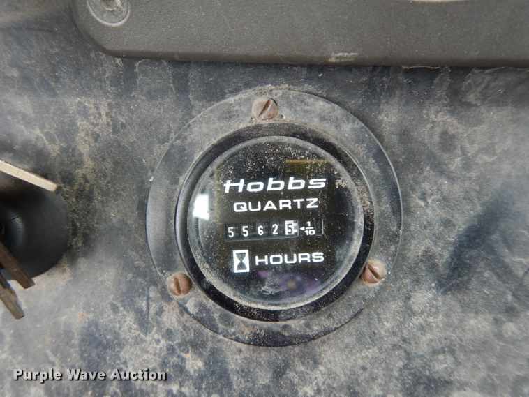 image for item DE4121 Ford 555D backhoe