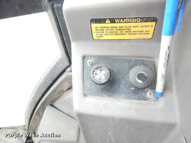 image for item DE4121 Ford 555D backhoe