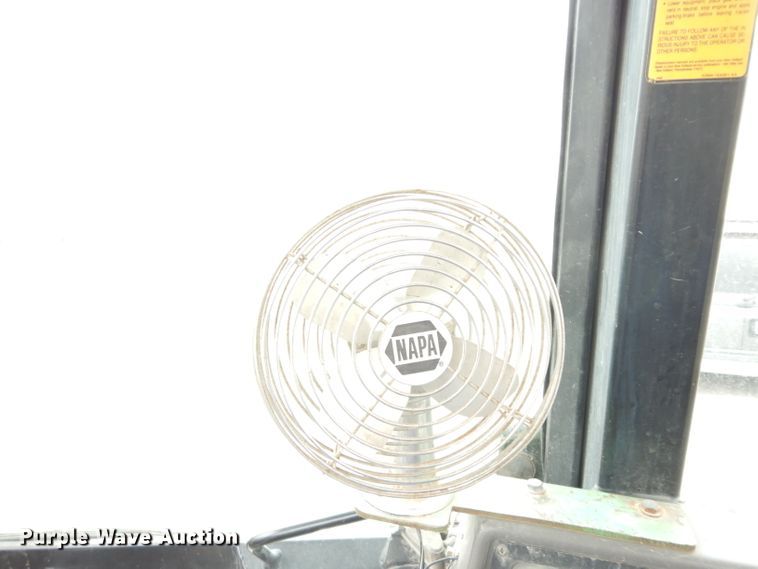 image for item DE4121 Ford 555D backhoe