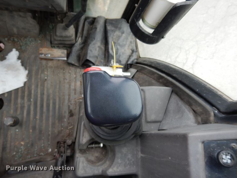 image for item DE4121 Ford 555D backhoe