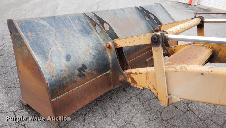 image for item DE4121 Ford 555D backhoe