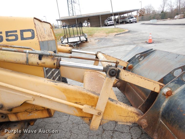 image for item DE4121 Ford 555D backhoe