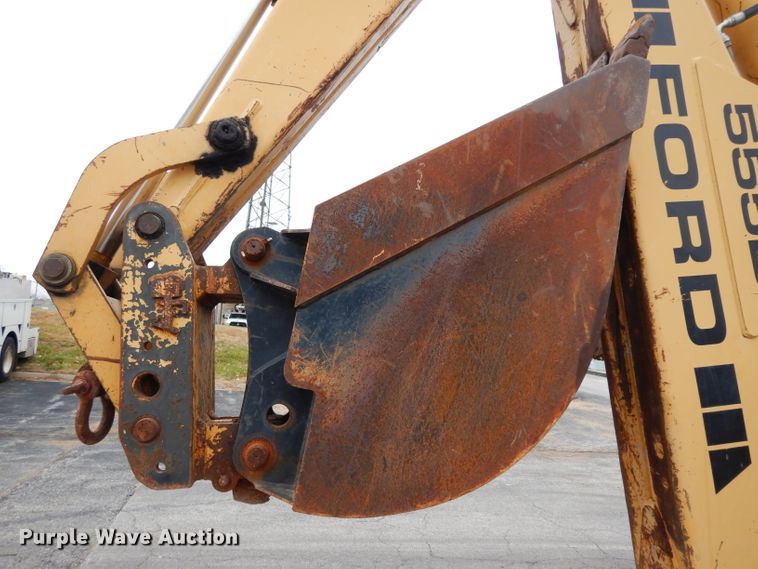 image for item DE4121 Ford 555D backhoe