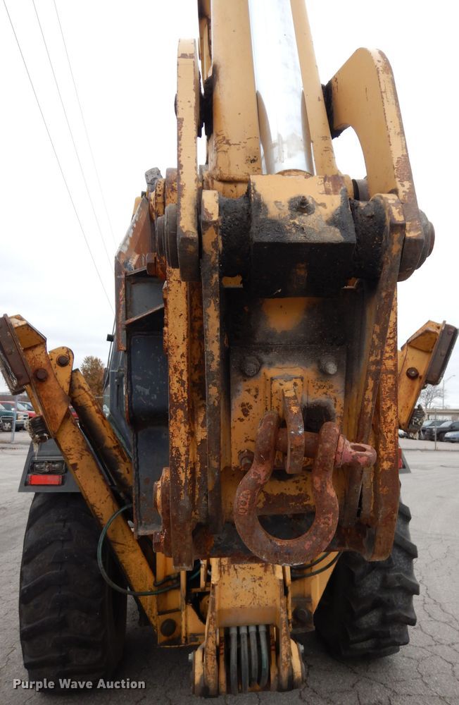 image for item DE4121 Ford 555D backhoe