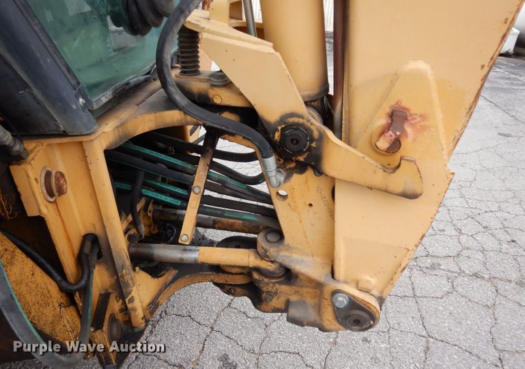 image for item DE4121 Ford 555D backhoe