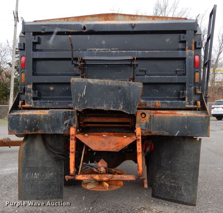 image for item DE4129 2004 GMC 7500 dump truck