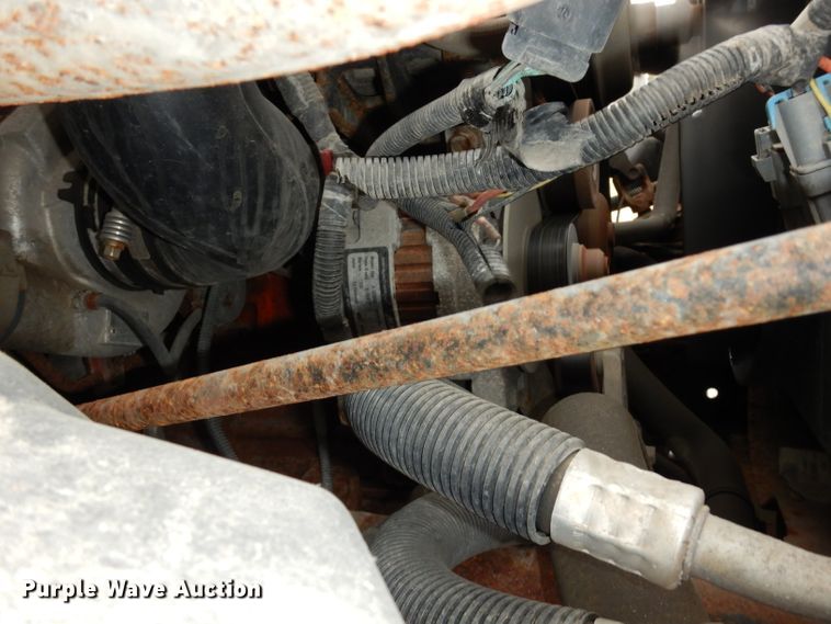 image for item DE4129 2004 GMC 7500 dump truck