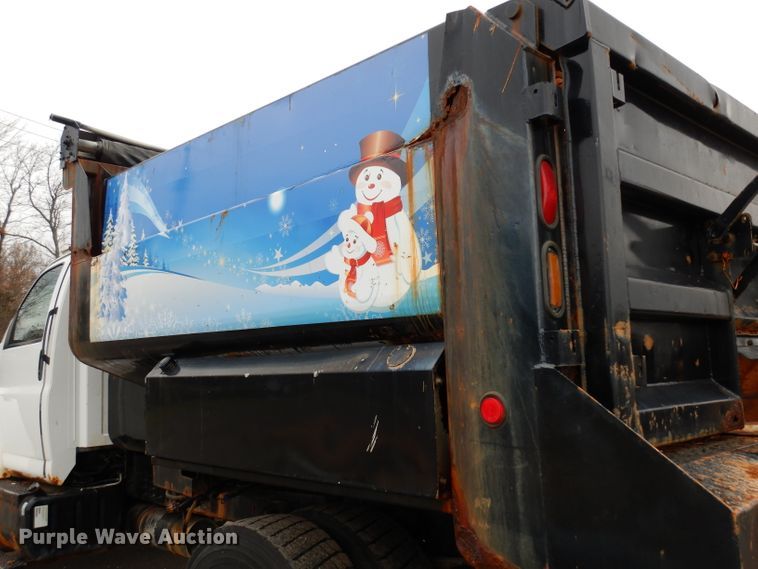 image for item DE4129 2004 GMC 7500 dump truck