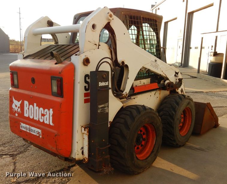 image for item DE4147 2005 Bobcat S205 skid steer