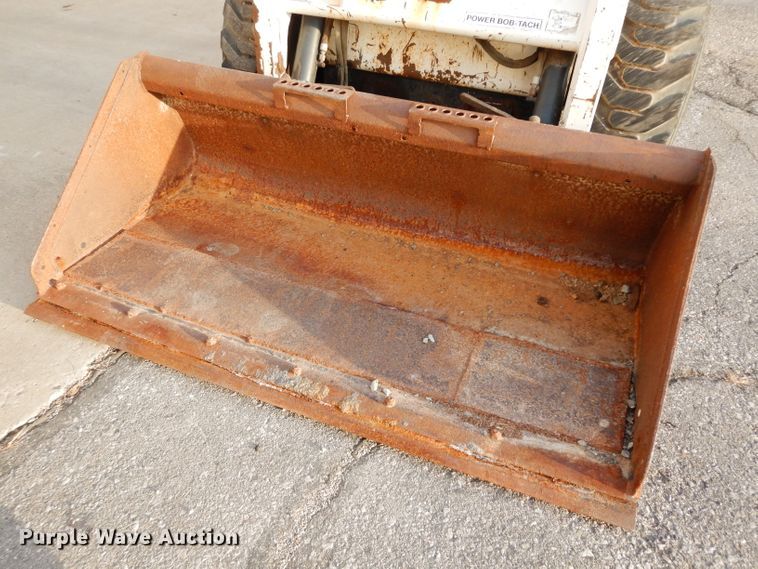image for item DE4147 2005 Bobcat S205 skid steer