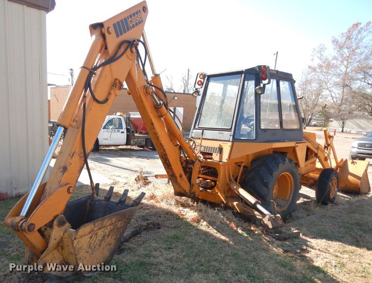 image for item DE4157 1979 Case 580C backhoe