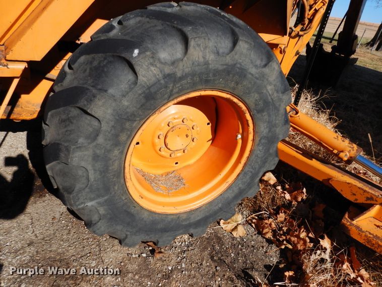 image for item DE4157 1979 Case 580C backhoe