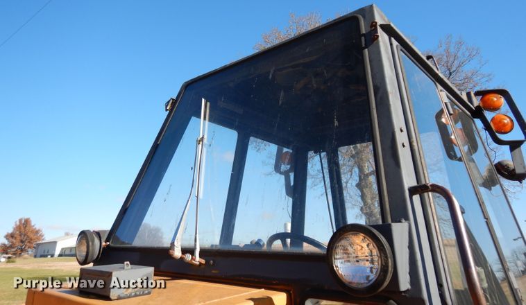 image for item DE4157 1979 Case 580C backhoe