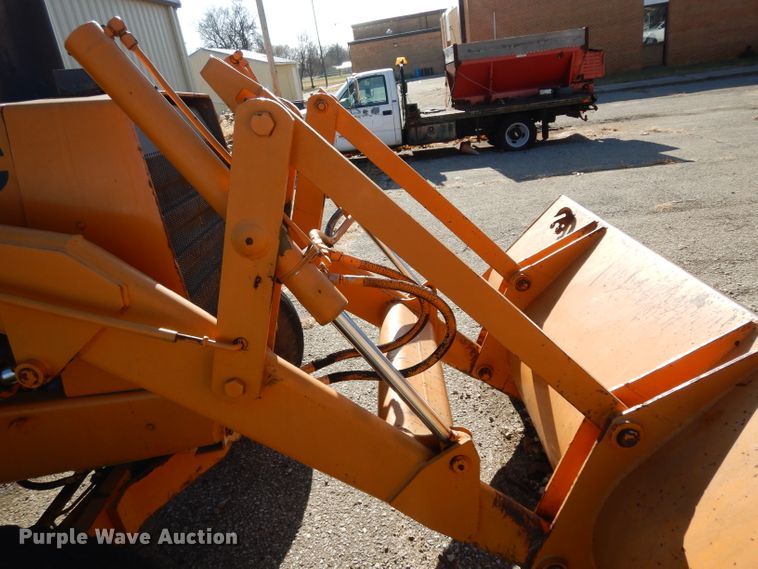 image for item DE4157 1979 Case 580C backhoe