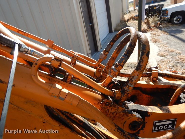 image for item DE4157 1979 Case 580C backhoe