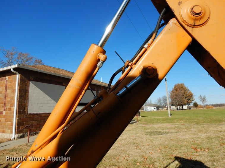 image for item DE4157 1979 Case 580C backhoe