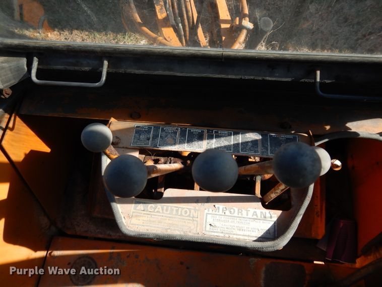 image for item DE4157 1979 Case 580C backhoe