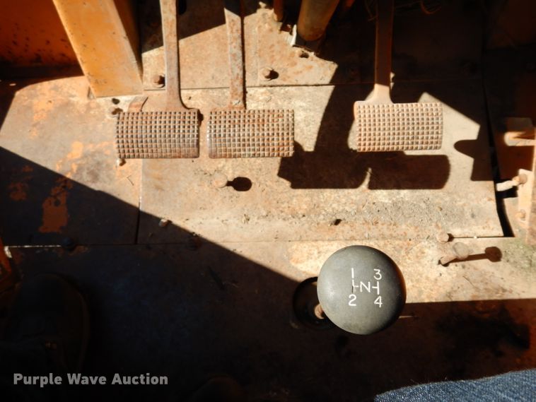 image for item DE4157 1979 Case 580C backhoe