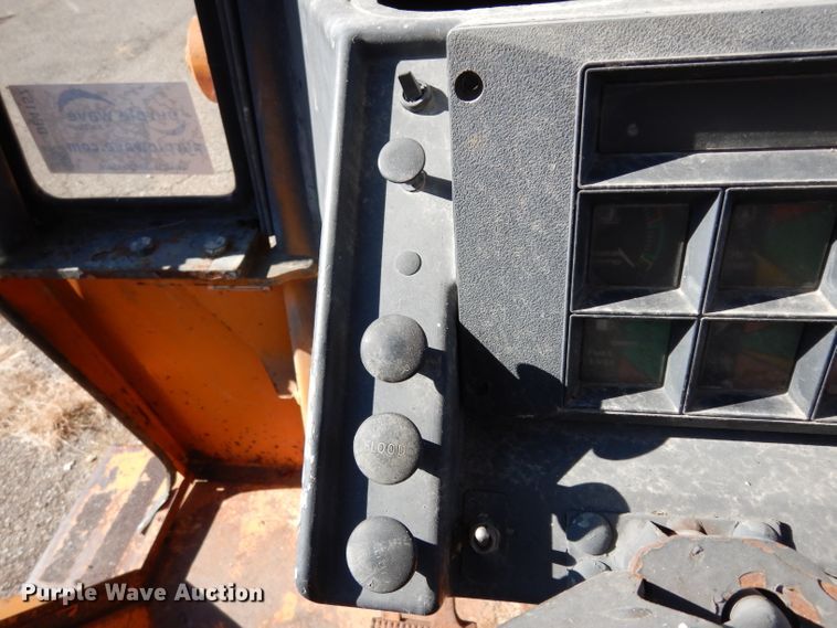 image for item DE4157 1979 Case 580C backhoe