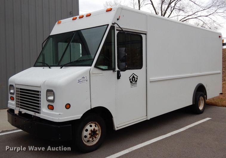 image for item DE4160 2005 Ford E350 Super Duty delivery van