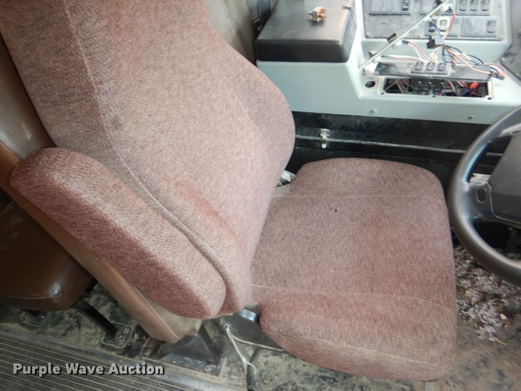 image for item DG4851 2009 Blue Bird Vision school bus