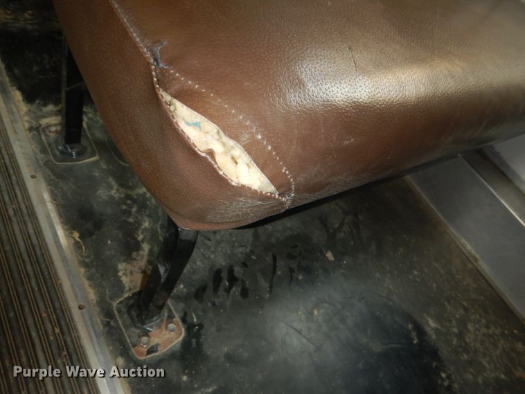 image for item DG4851 2009 Blue Bird Vision school bus