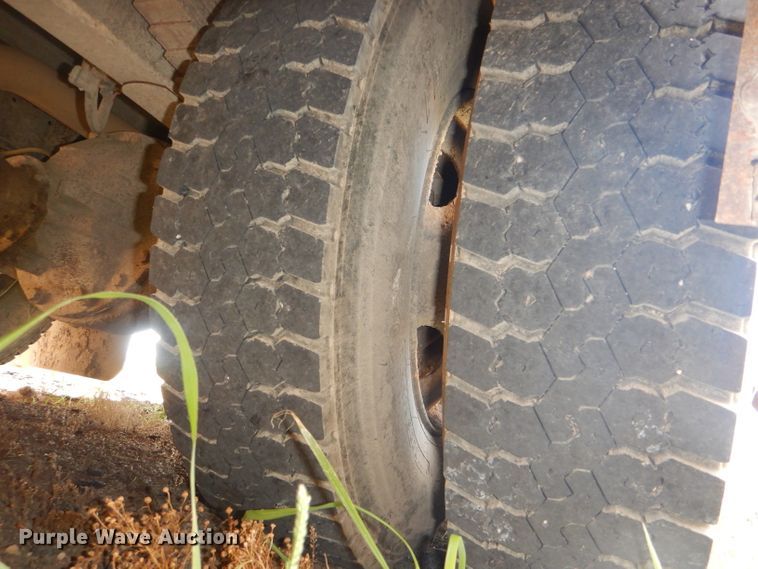 image for item DG4851 2009 Blue Bird Vision school bus