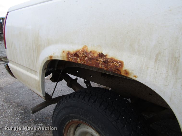 image for item DG6602 1997 GMC Sierra 1500 pickup truck