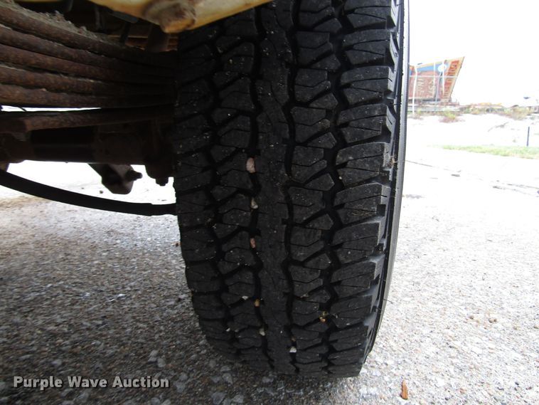 image for item DG6602 1997 GMC Sierra 1500 pickup truck