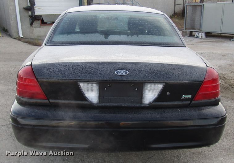 image for item DG6673 2011 Ford Crown Victoria Police Interceptor