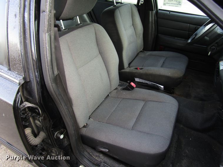 image for item DG6673 2011 Ford Crown Victoria Police Interceptor