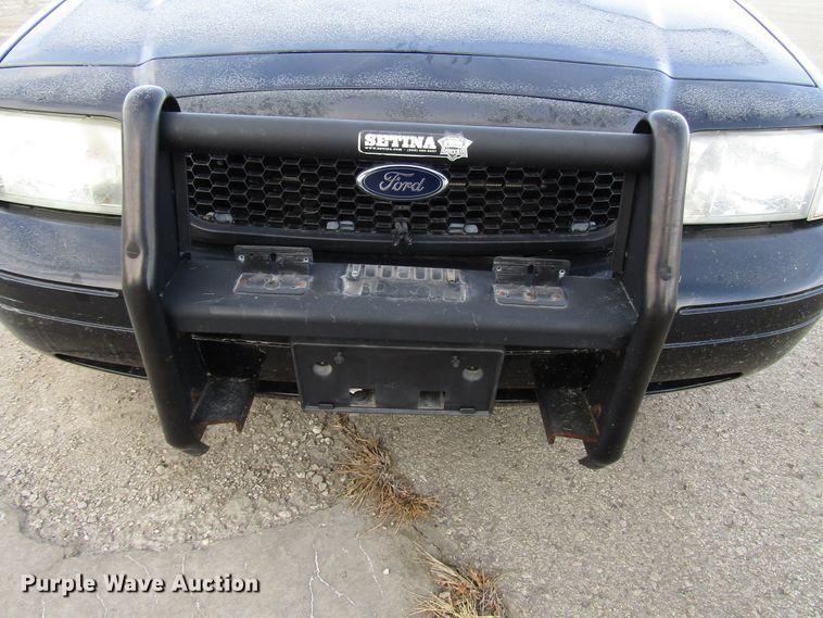 image for item DG6673 2011 Ford Crown Victoria Police Interceptor
