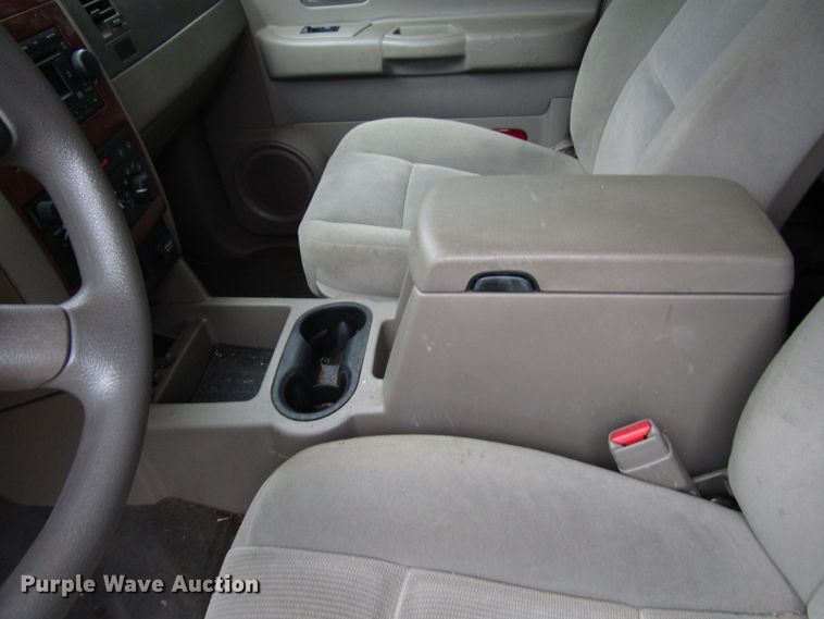 image for item DG6738 2005 Dodge Durango SUV