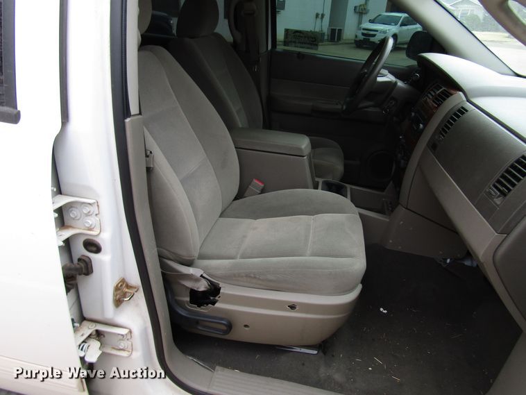 image for item DG6738 2005 Dodge Durango SUV