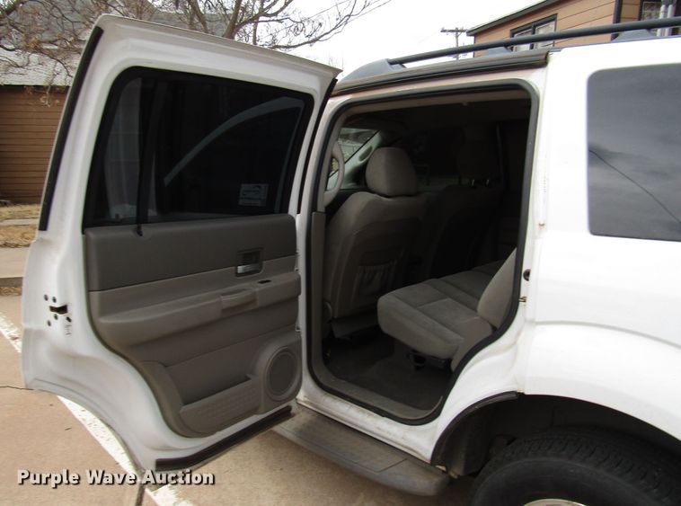 image for item DG6738 2005 Dodge Durango SUV
