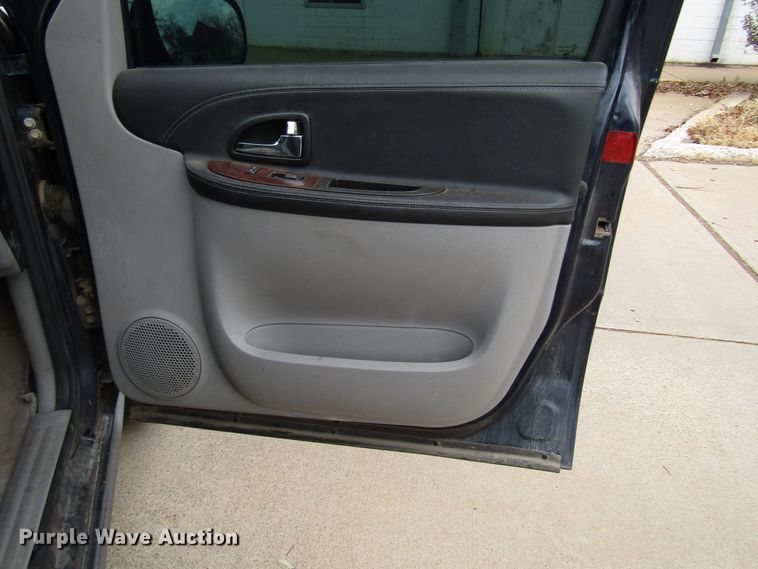 image for item DG6739 2005 Chevrolet Uplander SUV