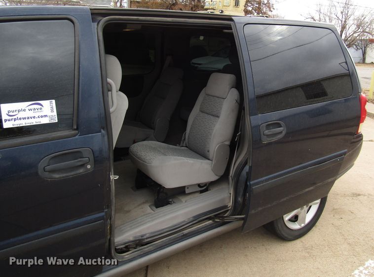 image for item DG6739 2005 Chevrolet Uplander SUV