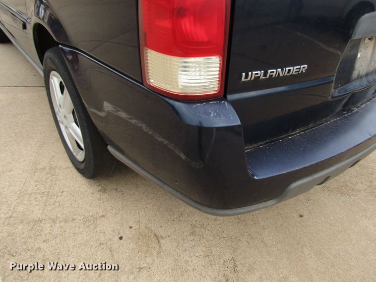 image for item DG6739 2005 Chevrolet Uplander SUV