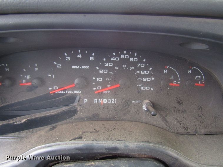 image for item DG6740 2007 Ford E450 shuttle bus