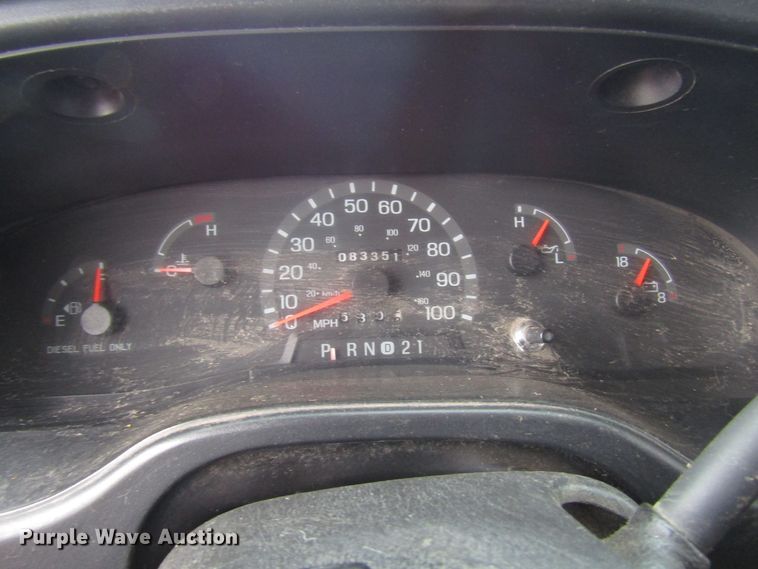 image for item DG6741 2001 Ford Econoline E450 shuttle bus