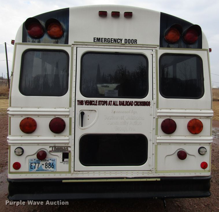 image for item DG6741 2001 Ford Econoline E450 shuttle bus