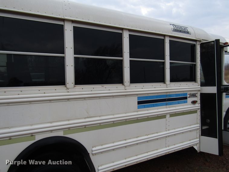 image for item DG6741 2001 Ford Econoline E450 shuttle bus