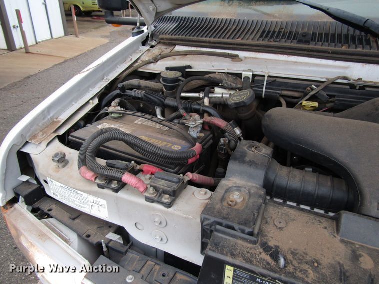 image for item DG6742 2007 Ford Econoline E450 shuttle bus