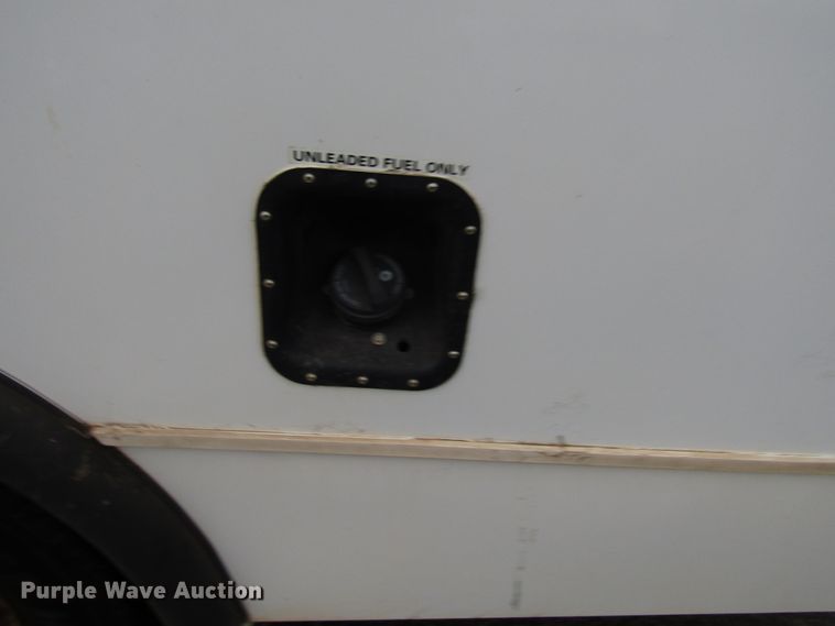 image for item DG6742 2007 Ford Econoline E450 shuttle bus