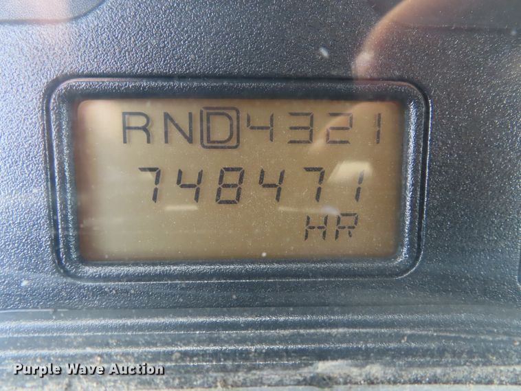 image for item DH0263 2007 International 7400 dump truck