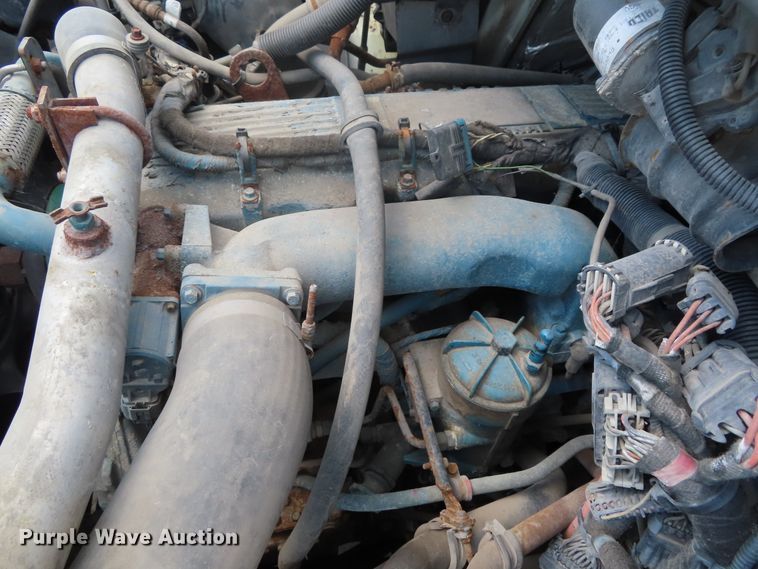 image for item DH0263 2007 International 7400 dump truck