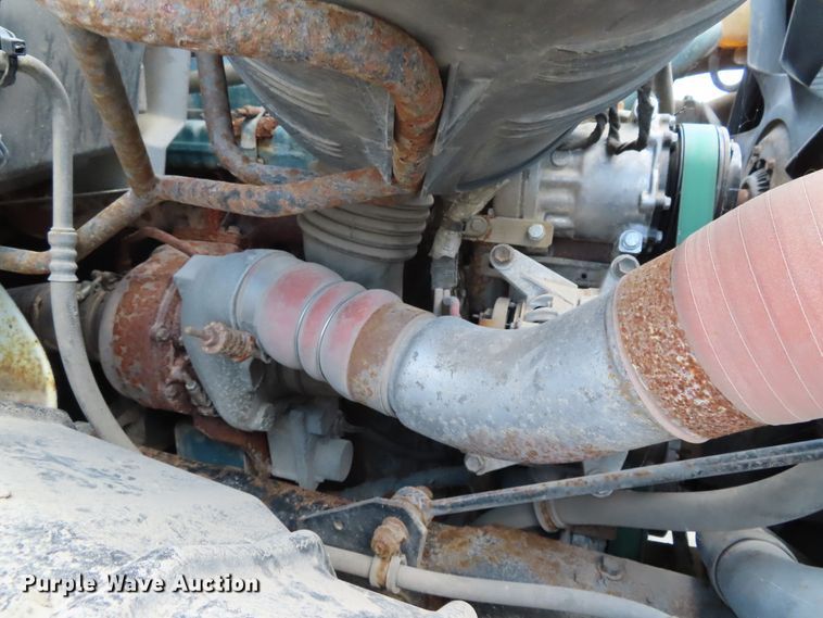 image for item DH0263 2007 International 7400 dump truck